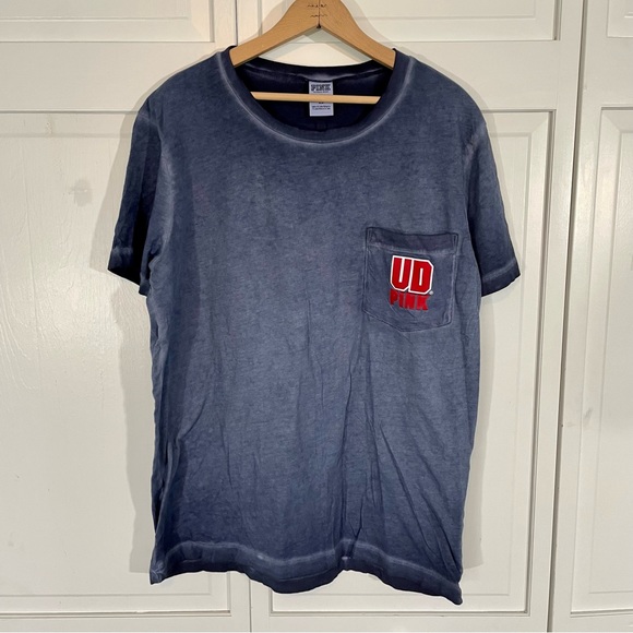 PINK Victoria Secret University of Dayton Flyers UD Navy Blue T-Shirt Pocket Tee - Picture 9 of 10